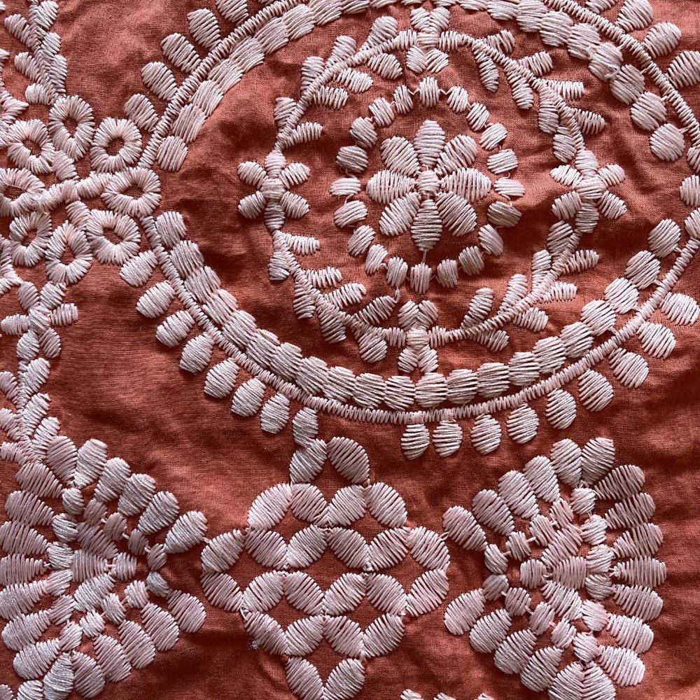 Anthropologie Eri + Ali Embroidered Short Sleeve Top sz small - Picture 5 of 6